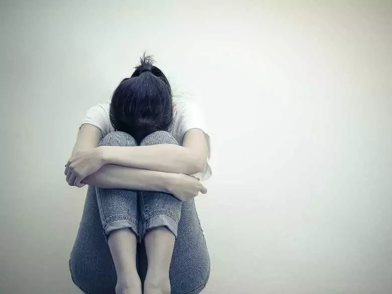 Jakie zachowania mogą wskazywać na nerwicę?