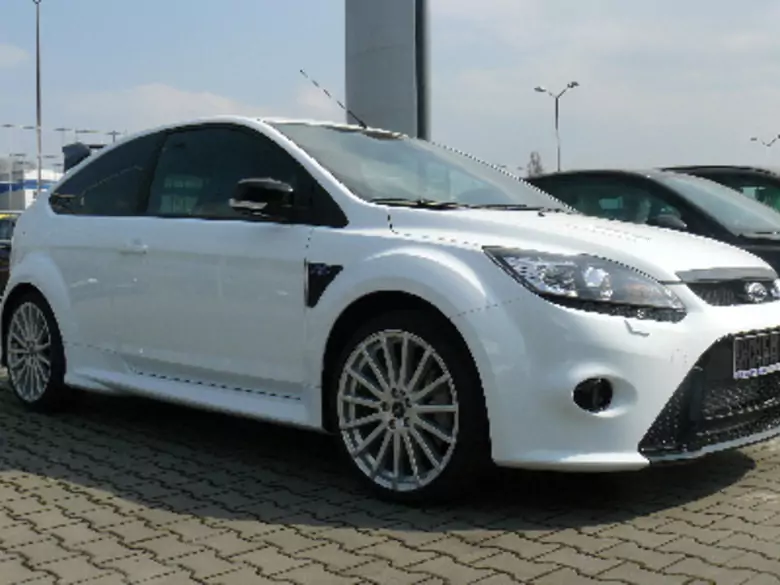 Zły stan techniczny drogi a odpowiedzialność za szkody