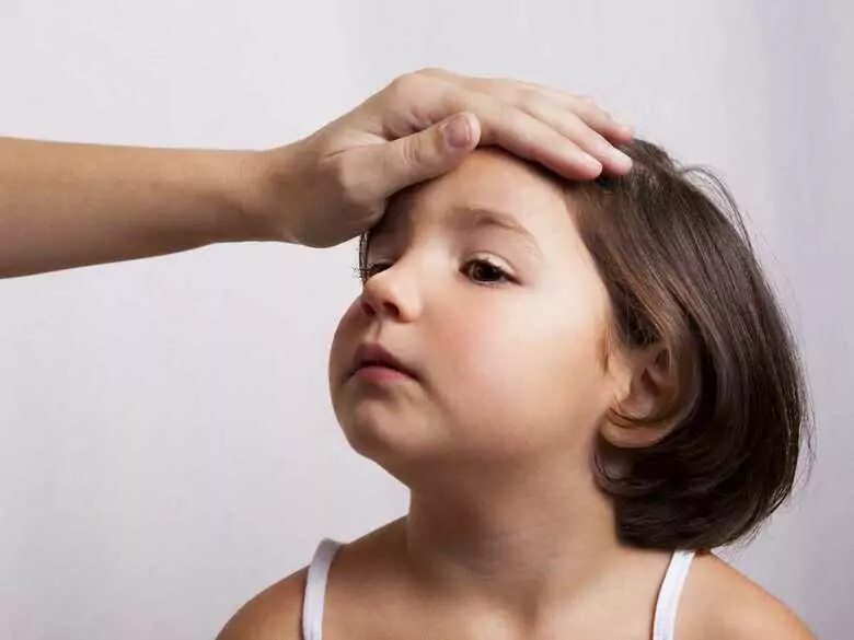 Zapalenie opon mózgowych – jak ustrzeć przed tą chorobą swoje dzieci?