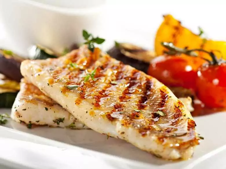 Jedzenie których ryb odgrywa kluczową rolę w rozwoju mózgu Twojego dziecka?